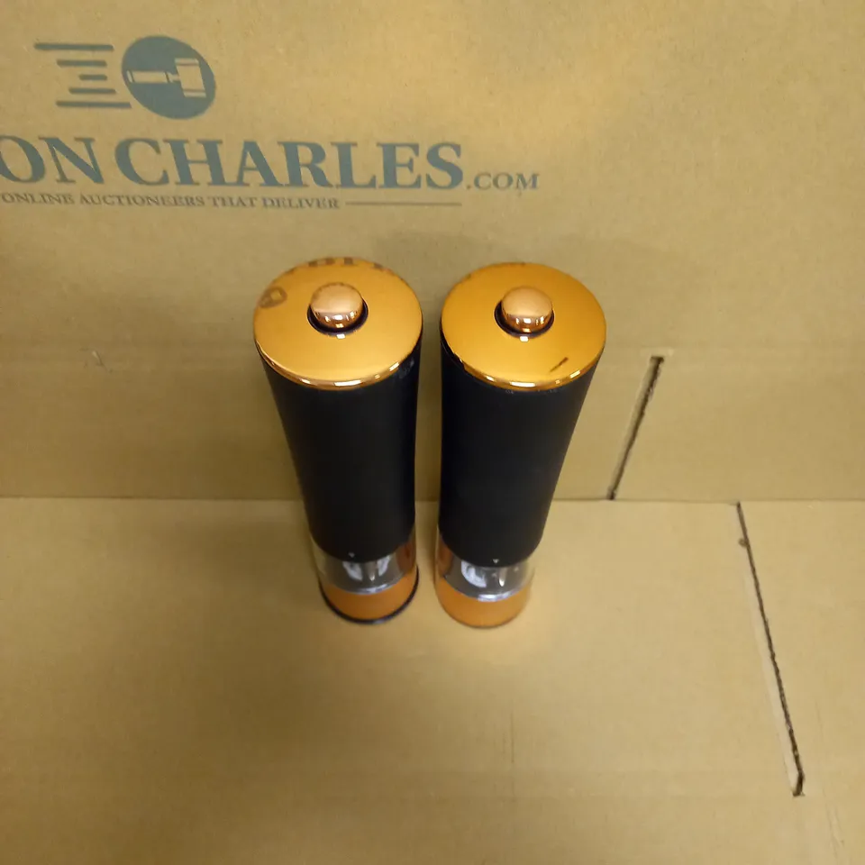 TOWER ELECTRIC SALT AND PEPPER MILL 