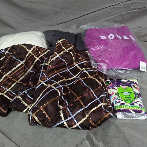 BOX OF APPROXIMATELY 20 ASSORTED CLOTHING ITEMS TO INCLUDE SKIRT, BOXERS, DRESS, ETC