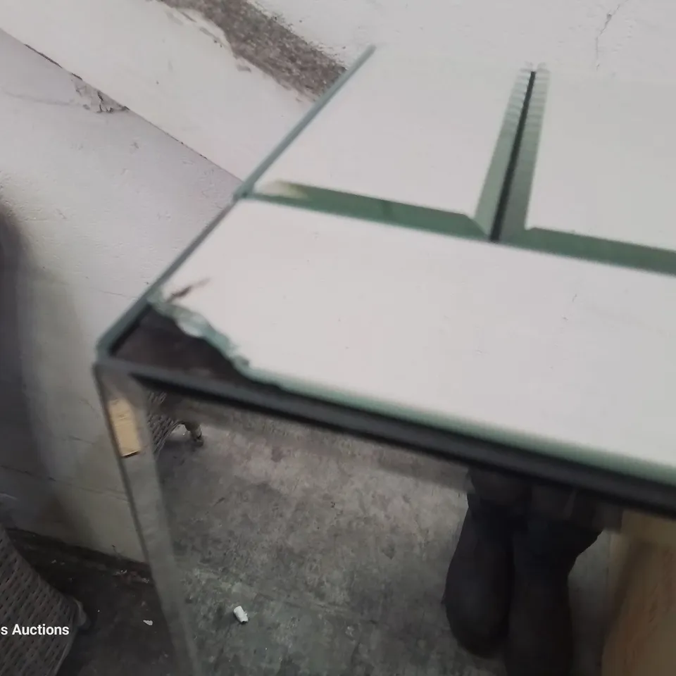 MIRRORED DRESSING TABLE TOP