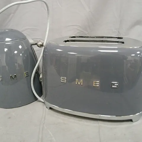 SMEG EEJB156 50S RETRO STYLE KETTLE AND 2-SLICE TOASTER 