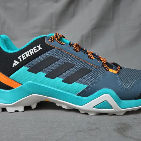 BOXED PAIR OF ADIDAS TERREX AX3 SHOES IN MULTICOLOUR UK SIZE 8.5