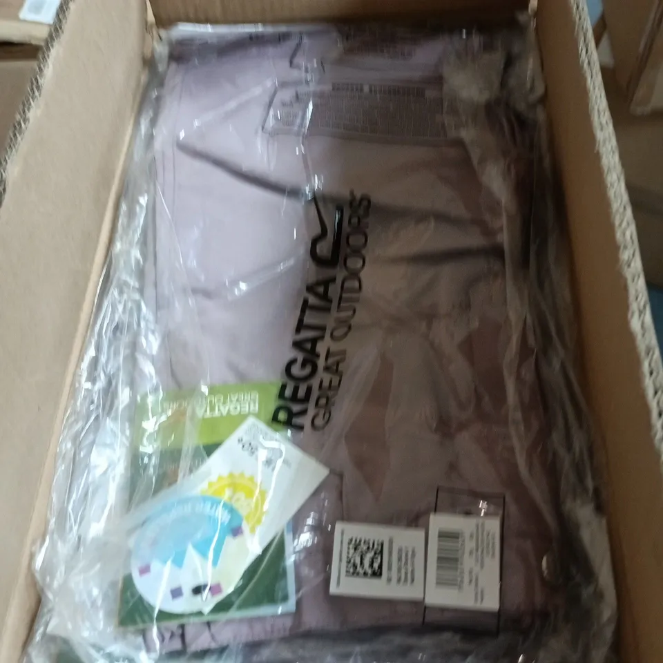 BOX OF APPROXIMATELY 24 BRAND NEW REGATTA KIDS' SORCER II CARGO WALKING SHORTS IN HEATHER - 9-10YRS