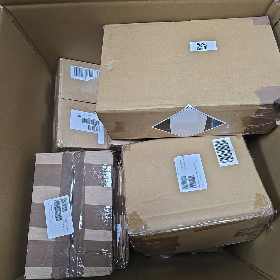 BOX OF APPROXIMATELY 15 ASSORTED ITEMS TO INCLUDE - SPEED GRATERS , GLASSES , DRAIN CLEANERS , ETC 