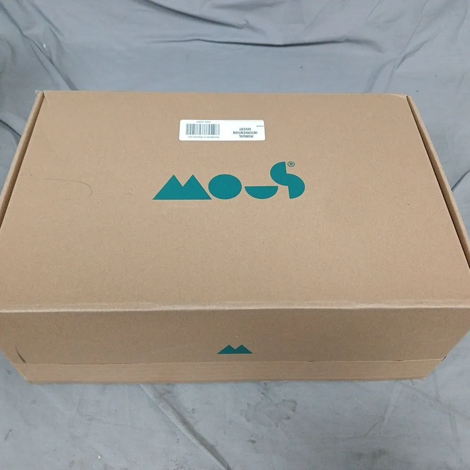 MOOS BACKPACK – BLACK TRAVEL BAG, BOXED