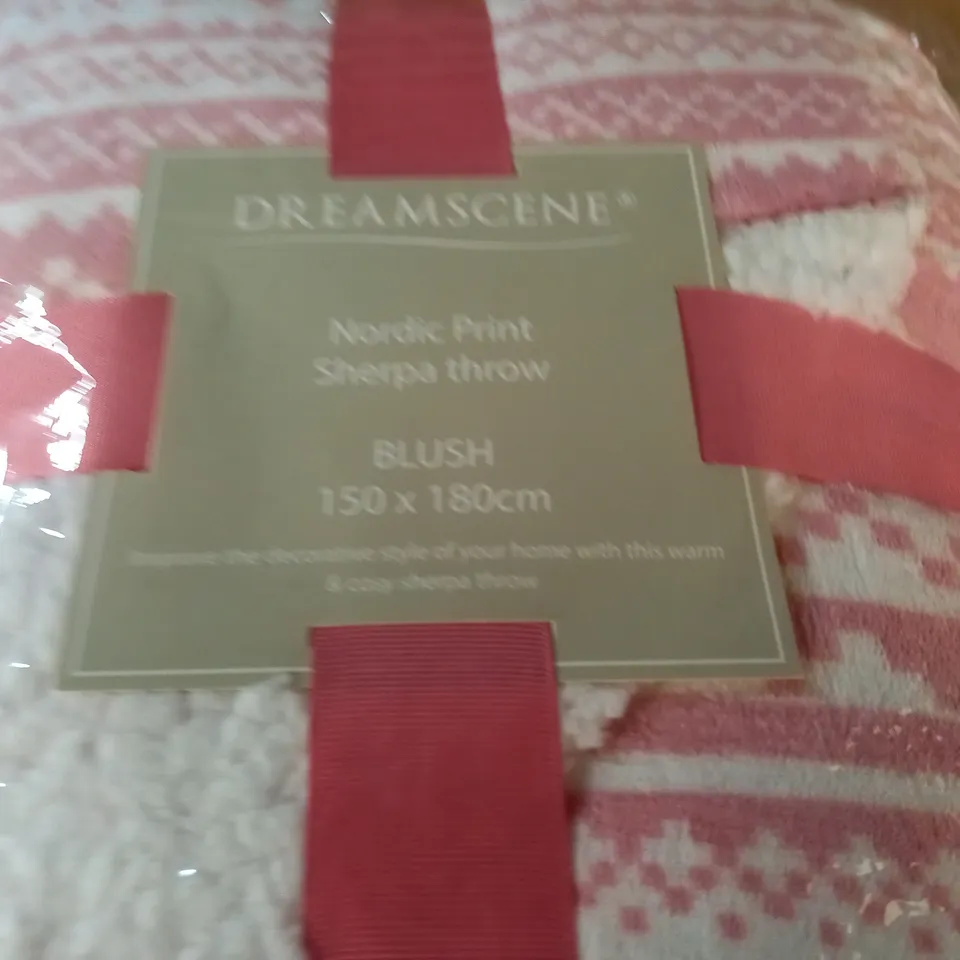 DREAMSCENE NORDIC PRINT SHERPA THROW IN BLUSH - 150 X 180CM