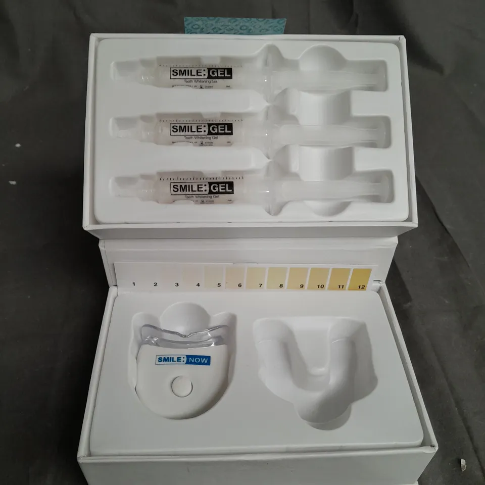 SMILE NOW TEETH WHITENING KIT