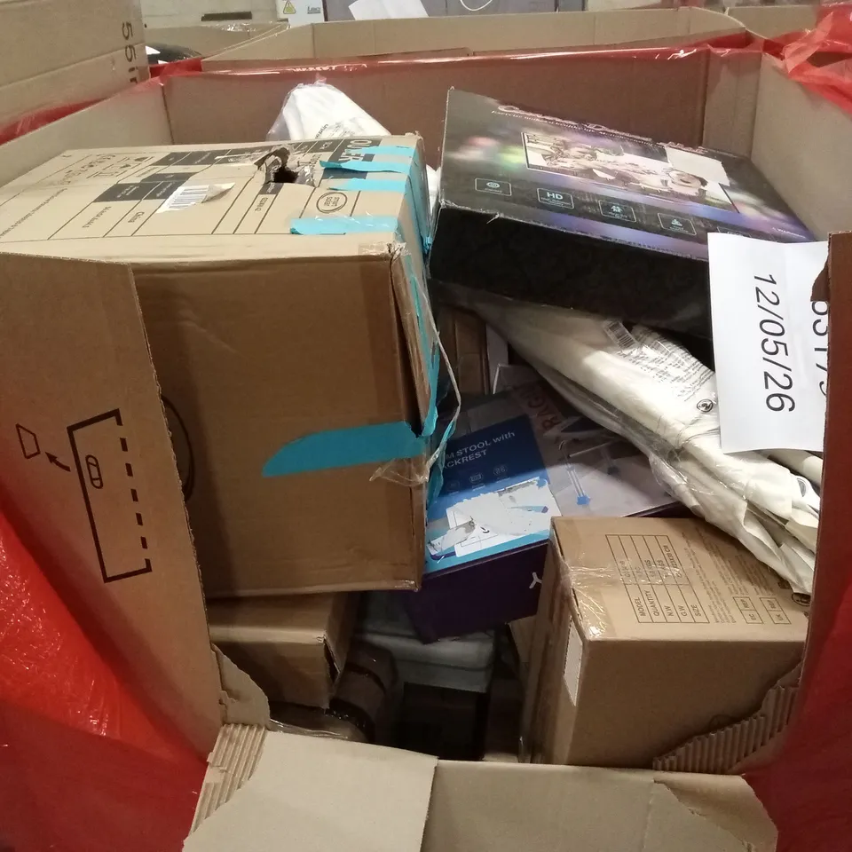 PALLET OF ASSORTED HOUSEHOLD GOODS AND PRODUCTS TO INCLUDE; OFFICE CHAIR, BATHROOM STOOL, PARASOL ETC