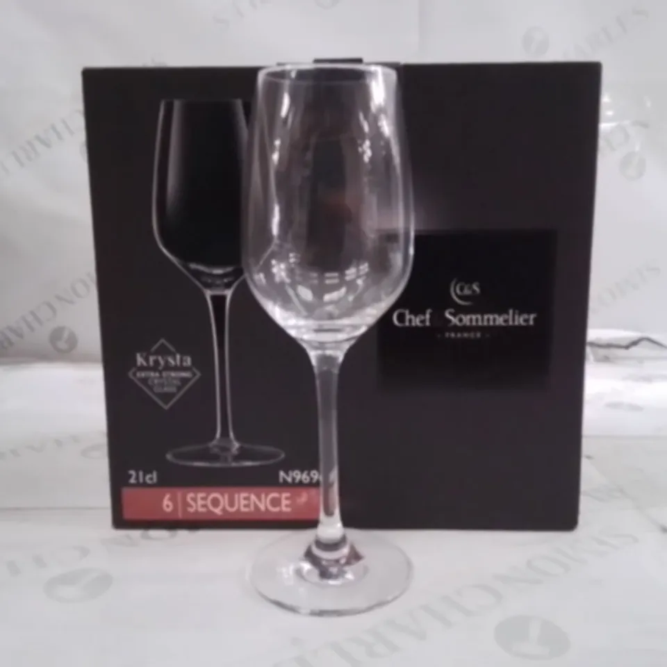 BOXED CHEF&SOMMELIER WINE GLASSES APPROXIMATELY 24