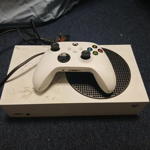 XBOX SERIES S CONSOLE WITH WIRELESS CONTROLLER β WHITE