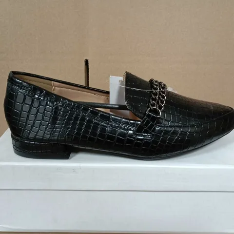 BOXED PAIR OF SPOT ON BLACK CROCODILE-EFFECT LEATHER LOAFERS WITH CHAIN DETAIL – WOMEN'S - UK SIZE 4