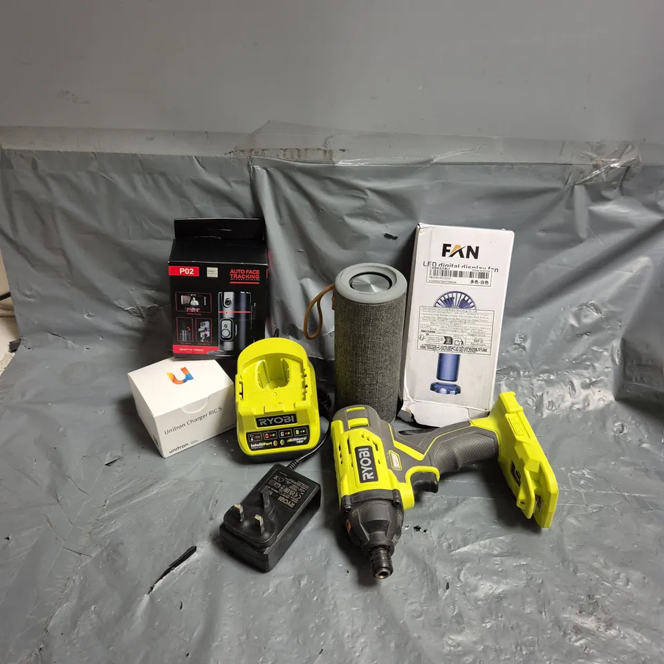 APPROXIMATELY 6 ASSORTED ELECTRICAL ITEMS TO INCLUDE RYOBI R18ID2 DRILL, P02 AUTO FACE TRACKING GIMBAL, BLUETOOTH SPEAKER, ETC
