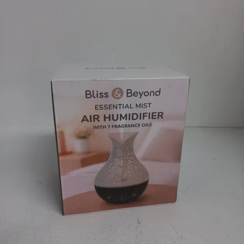 BLISS & BEYOND ESSENTIAL MIST AIR HUMIDIFIER WITH 7 FRAGRANCE OILS – BOXED