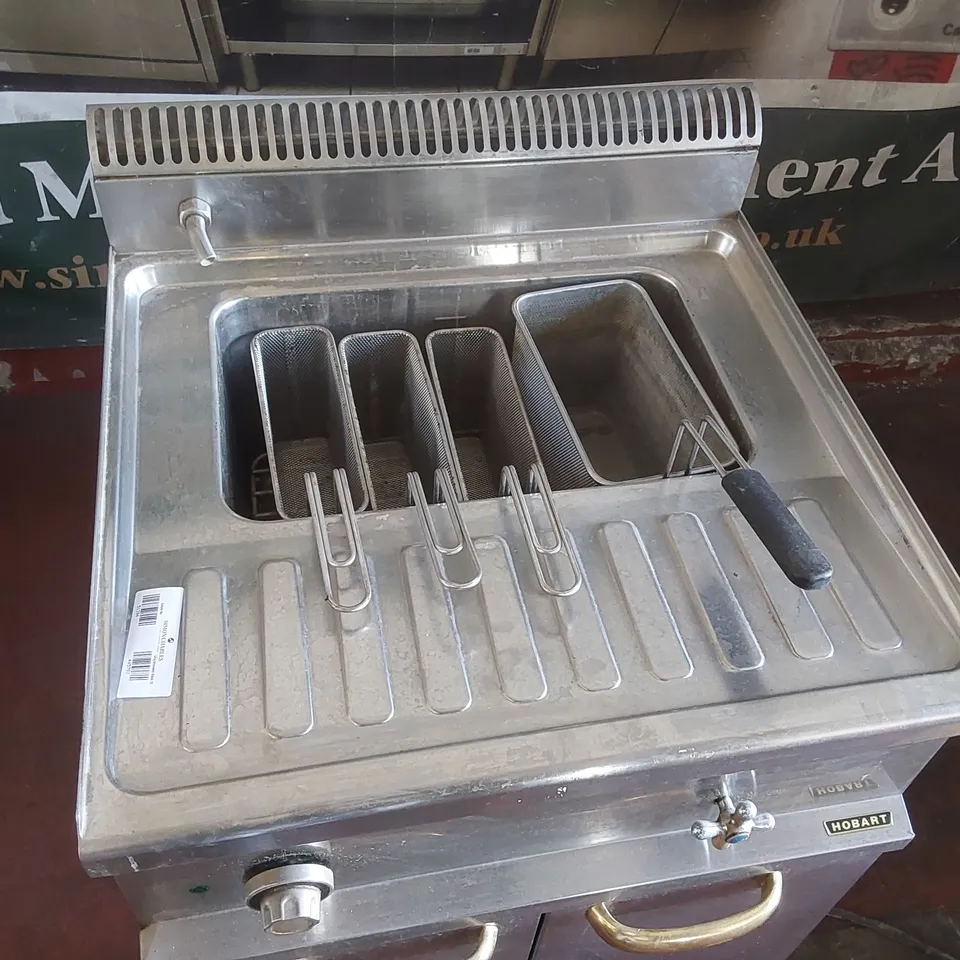 HOBART COMMERCIAL FRYER 