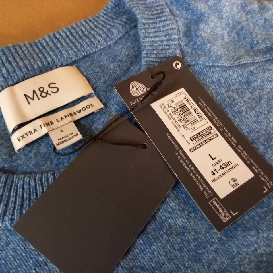 M&S EXTRA FINE LAMBSWOOL BLUE JUMPER - L
