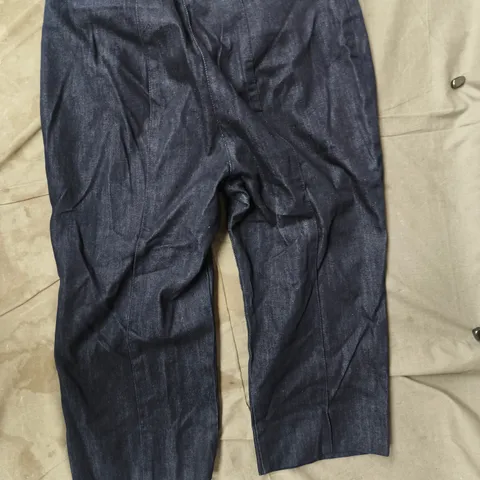 ZARA 3/4 PANTS IN DENIM BLUE SIZE MEDIUM