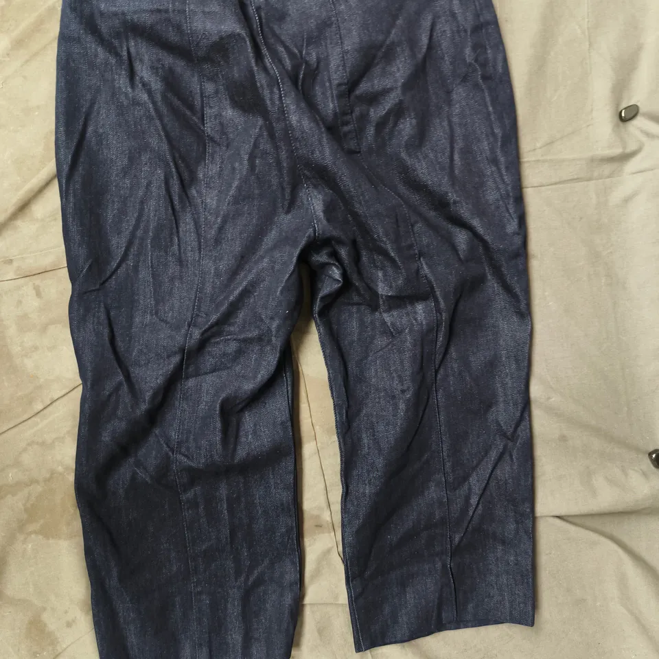 ZARA 3/4 PANTS IN DENIM BLUE SIZE MEDIUM
