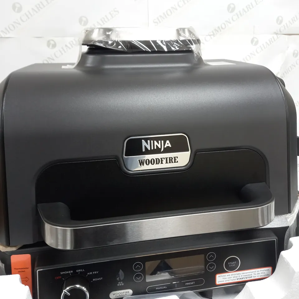 NINJA WOOD FIRE PRO XL ELECTRIC BBQ GRILL,SMART COOK SYSTEM BUILT IN THERMOMETER 