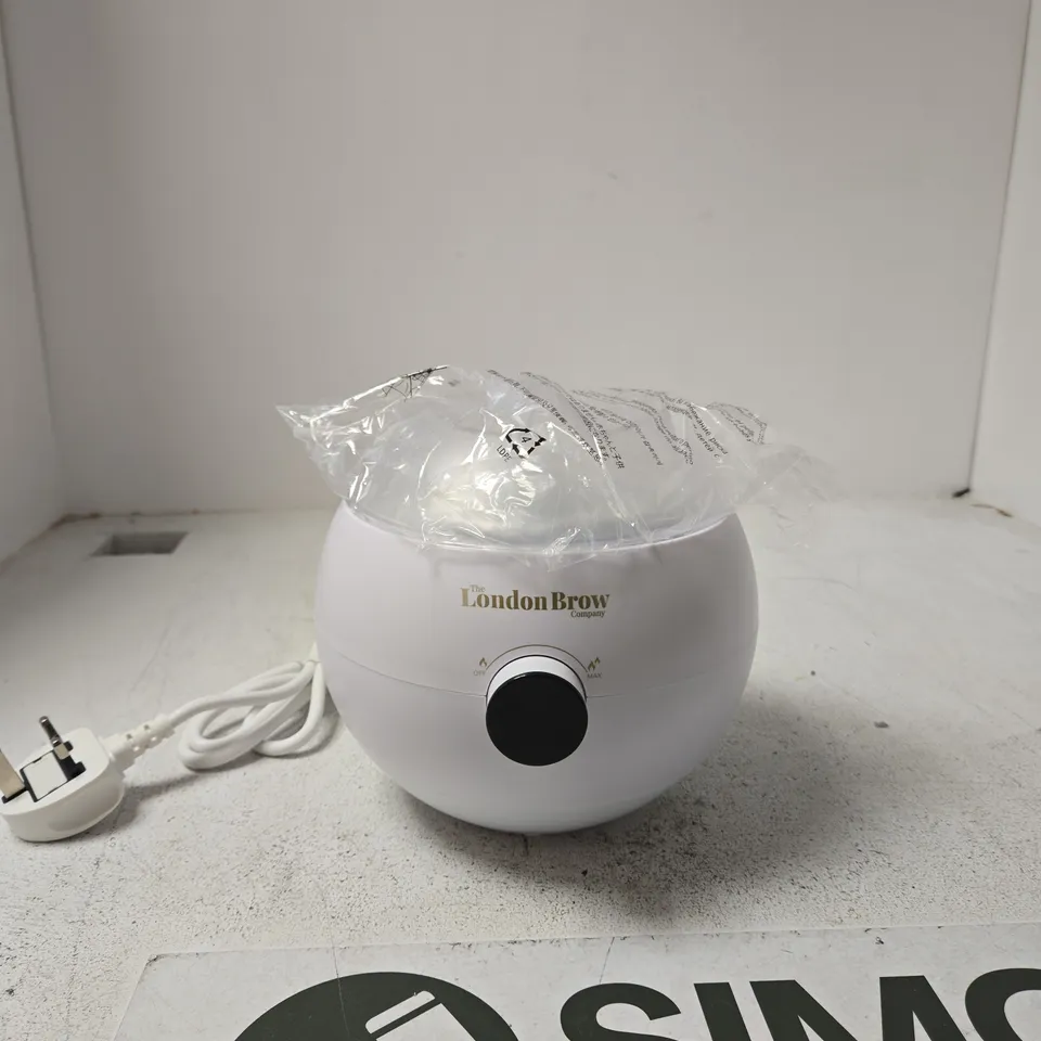 THE LONDON BROW DIGITAL WAX HEATER – WHITE WITH MANUAL (LONDON BROW COMPANY)