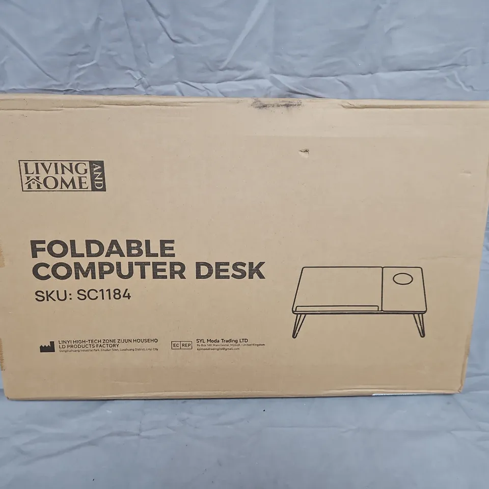 FOLDABLE COMPUTER DESK – BOXED