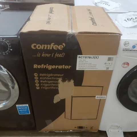 BOXED COMFEE RCT87BL2 UNDER COUNTER FRIDGE FREEZER - BLACK