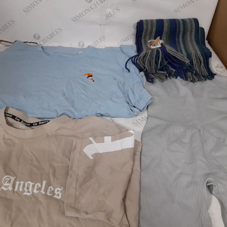 BOX OF APPROXIMATELY 25 ASSORTED CLOTHING ITEMS TO INCUDE - SCARF  , T-SHIRTS  , JEANS , SOCKS, ETC