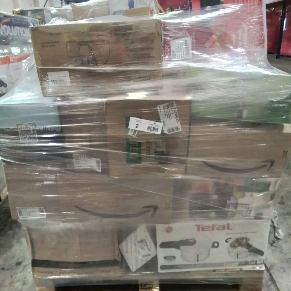 PALLET OF APPROXIMATELY 51 RAW UNTESTED HOUSEHOLD ELECTRICAL TO INCLUDE: