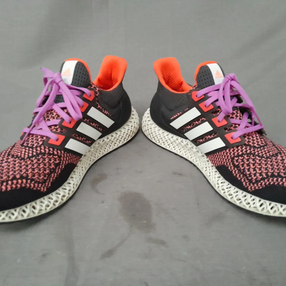 BOXED PAIR OF ADIDAS ULTRA 4D SHOES IN BLACK/MULTICOLOUR UK SIZE 10