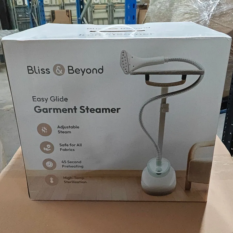 BLISS & BEYOND EASY GLIDE GARMENT STEAMER – WHITE/BLUE