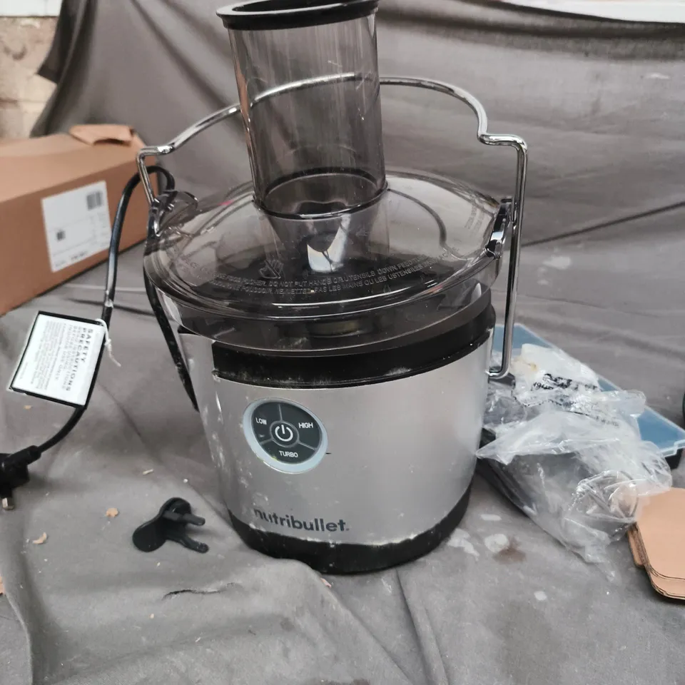 NUTRIBULLET JUICER PRO 