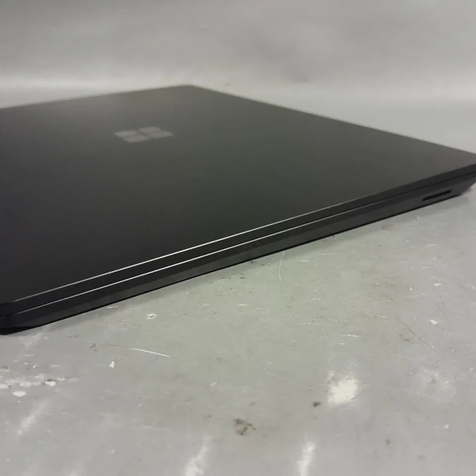 UNBOXED MICROSOFT SURFACE PRO LAPTOP - MODEL 1951