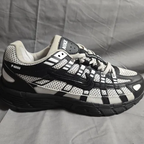 UNBOXED PAIR OF NIKE P-6000 TRAINERS - UK SIZE 8 