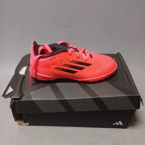 BOXED PAIR OF ADIDAS F50 CHILDRENS FOOTBALL BOOTS - CHILDRENS 10