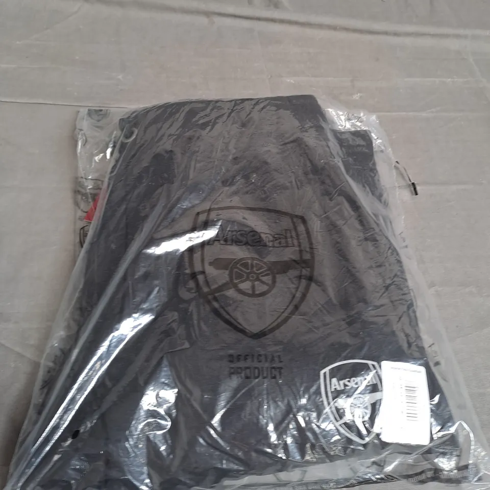 ARSENAL KIDS JOGGERS SIZE 12-13