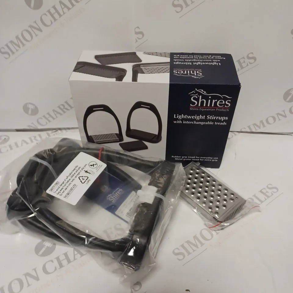 BOXED SHIRES LIGHTWEIGHT STIRRUPS 