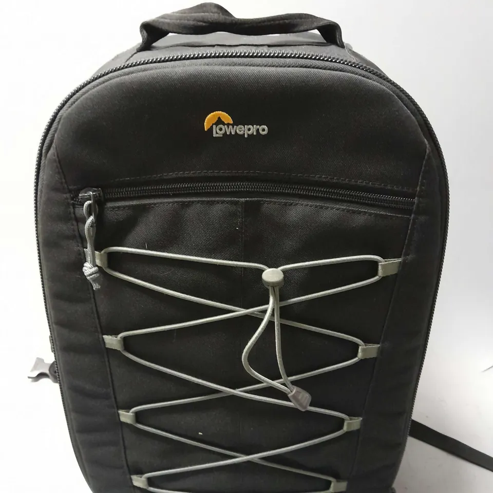 LOWEPRO PHOTO CLASSIC BP 300 AW BACKPACK