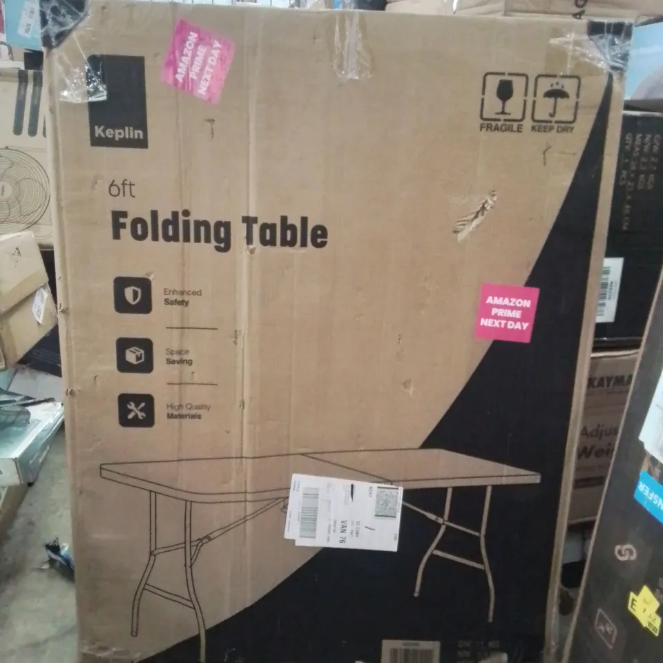 BOXED 6FT FOLDING TABLE