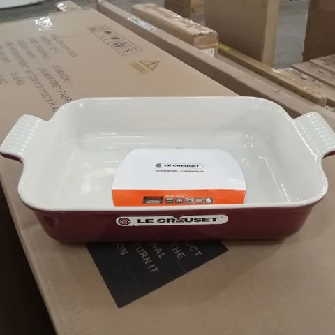 BOXED LE CREUSET STONEWARE HERITAGE RECTANGULAR DISH