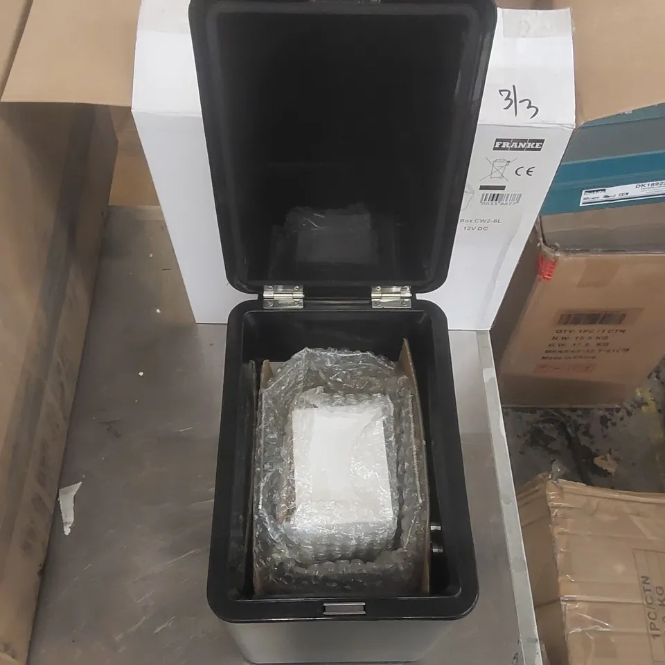 BOXED FRANKE COOL BOX