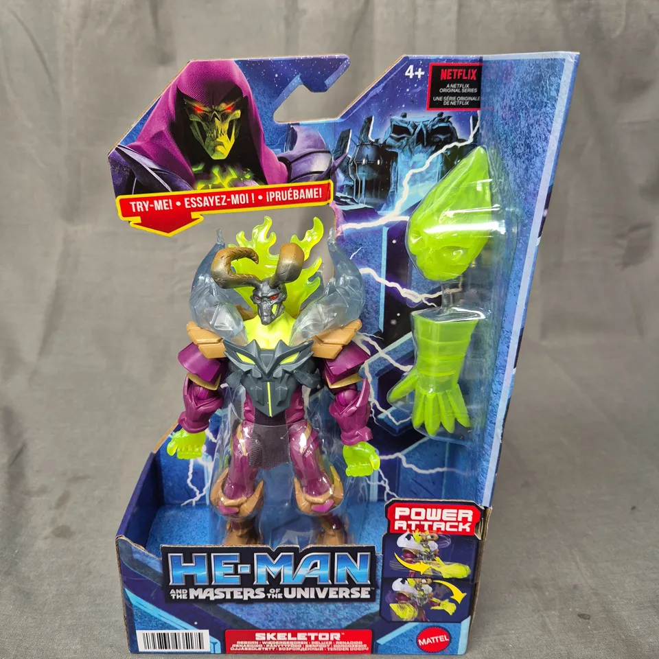 HE-MAN AND THE MASTER OF THE UNIVERSE - SKELETOR FIGURE