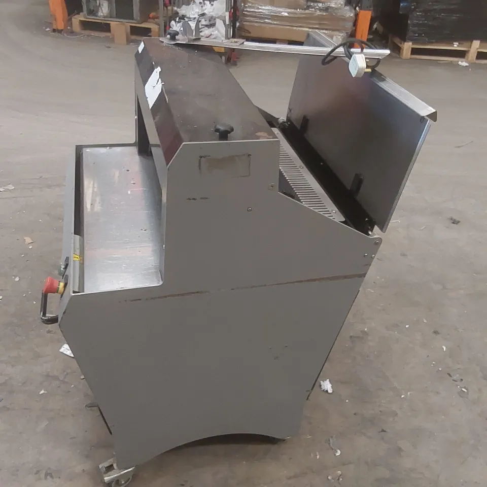 COMMERCIAL DUAL THICKNESS BRAD SLICER