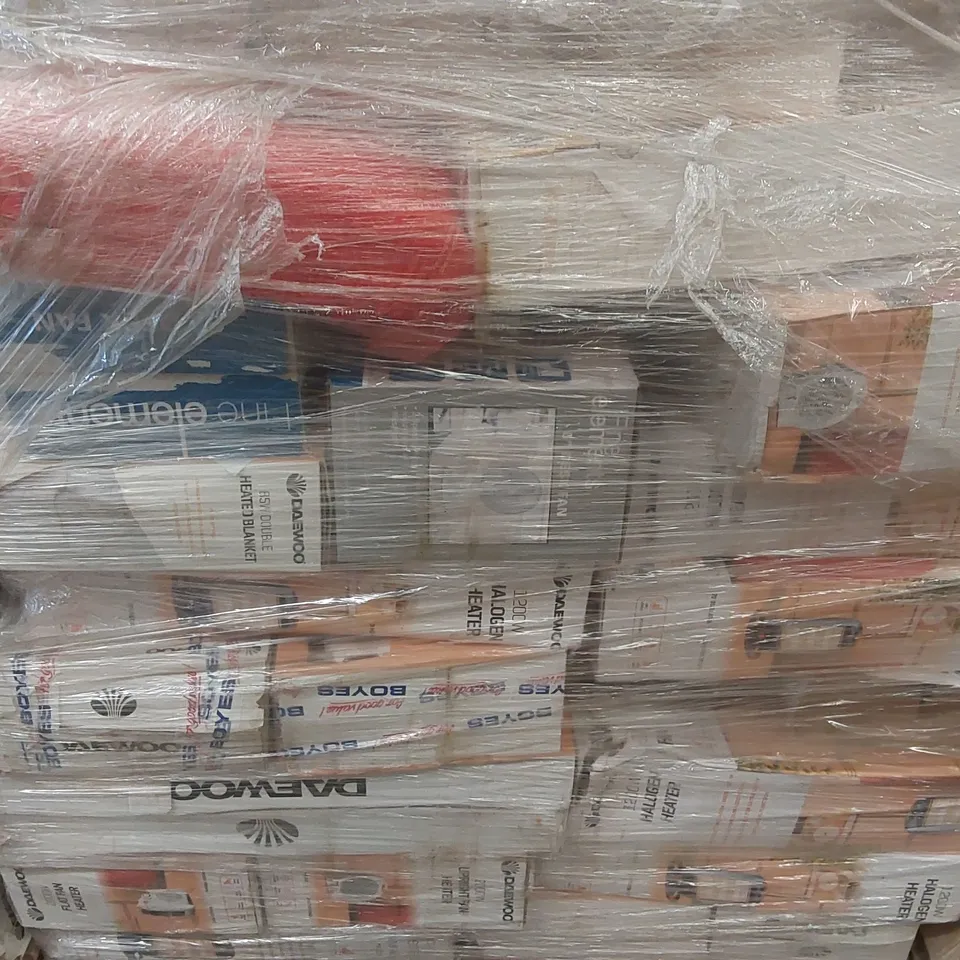 PALLET CONTAINING A VERY LARGE QUANTITY OF ASSORTED ELECTRIC ITEMS INCLUDING: DAEWOO 1200W HALOGEN HEATERS, FAN HEATERS, HEATED HOODIE ECT