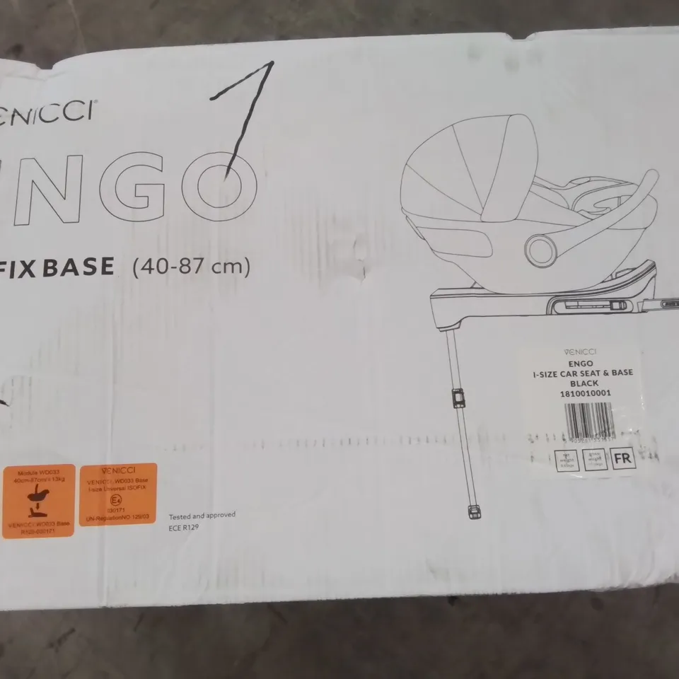 BOXED VENICCI ENGO I-SIZE CAR SEAT AND BASE IN BLACK