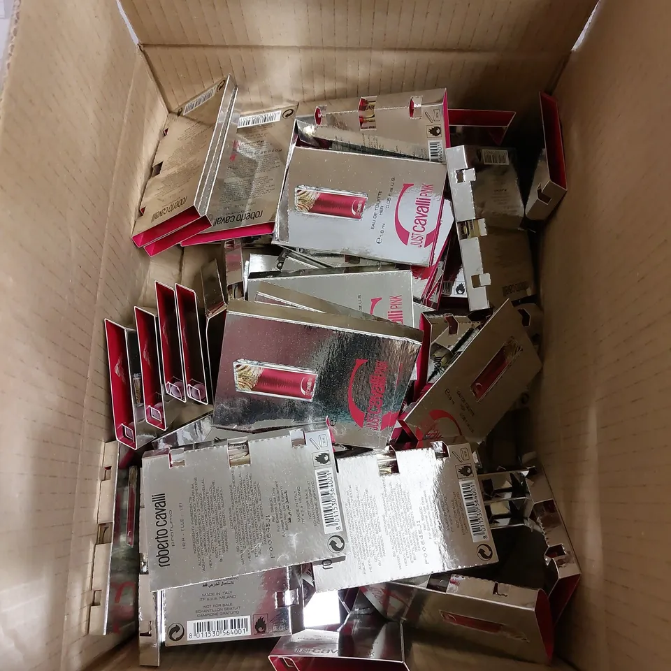 BOX OF APPROXIMATELY 30 JUST CAVALLI PINK EAU DE TOILETTE TESTER BOTTLES - 1.6ML