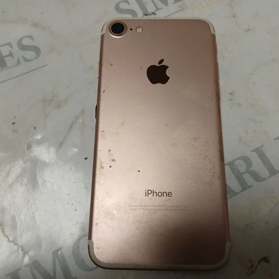 APPLE IPHONE 7 (A1778) SMARTPHONE