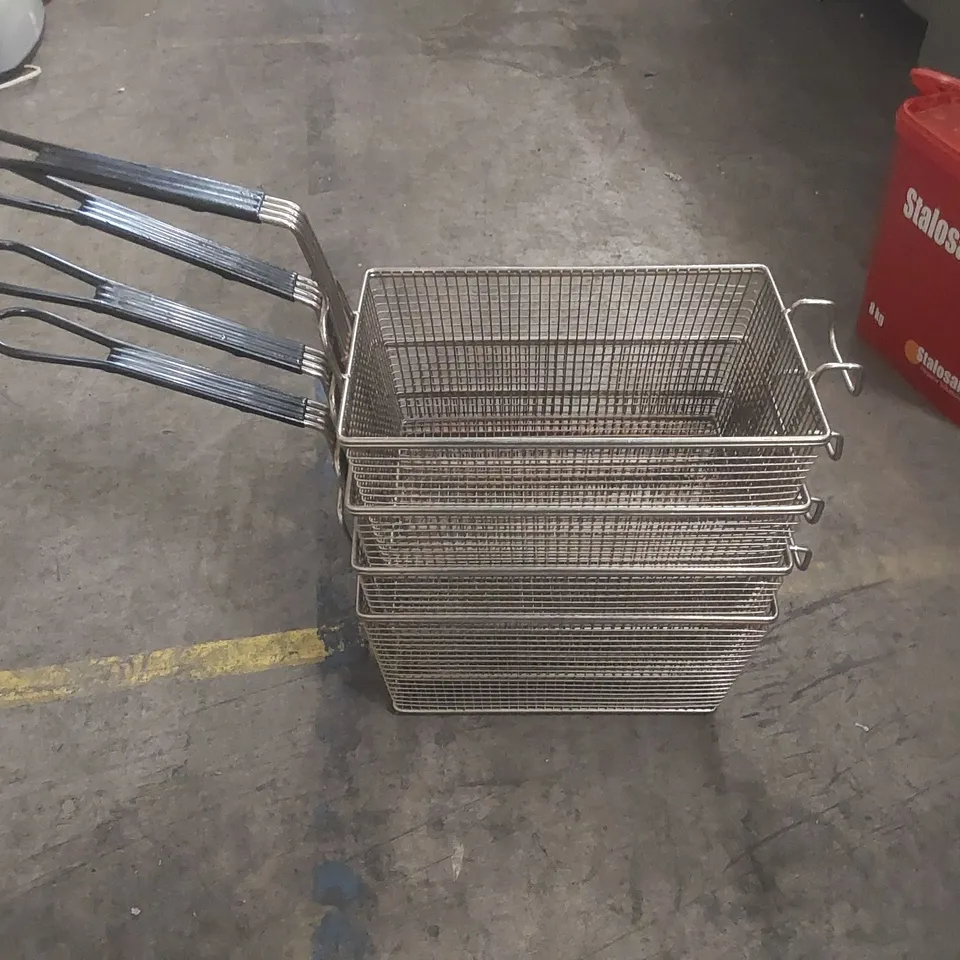 4x COMMERCIAL DEEP FRYER BASKETS