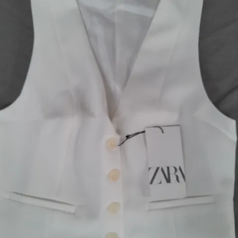 ZARA WAISTCOAT IN WHITE SIZE XS