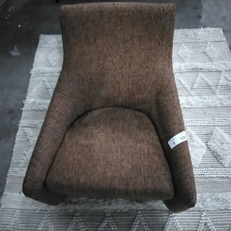 BRAND NEW JESSE HAIKU RUST COLOURED LOOSE FABRIC ARMCHAIR  RRP £1362