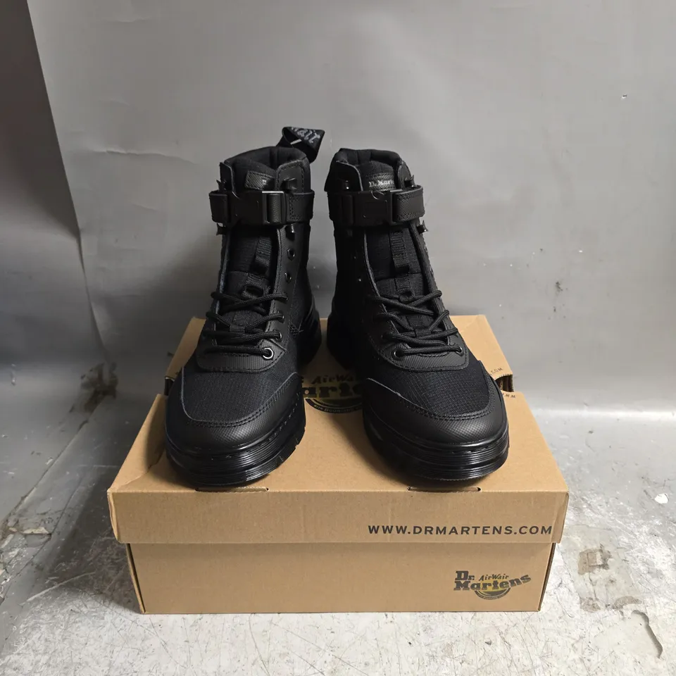 BOXED PAIR OF DR MARTENS COMBS TECH BOOTS IN BLACK - UK 6