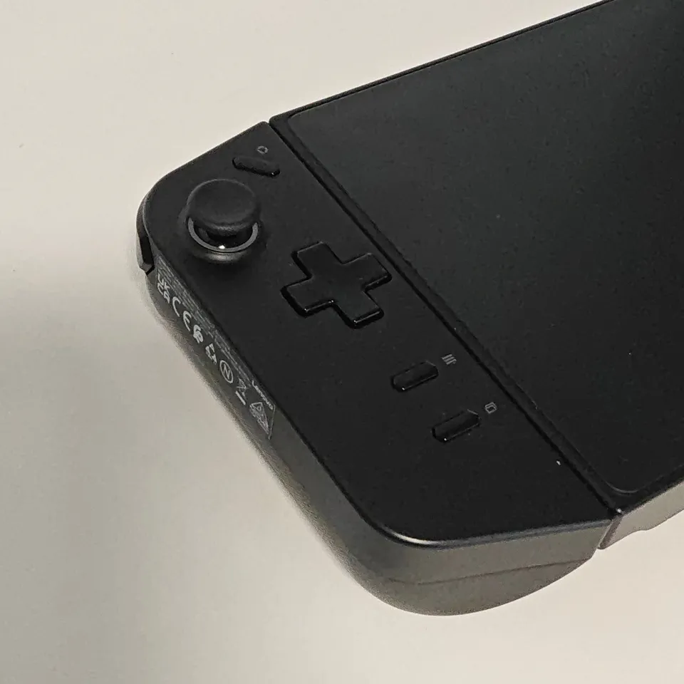 LEGION GO HANDHELD GAMING CONSOLE IN BLACK - 8APU1