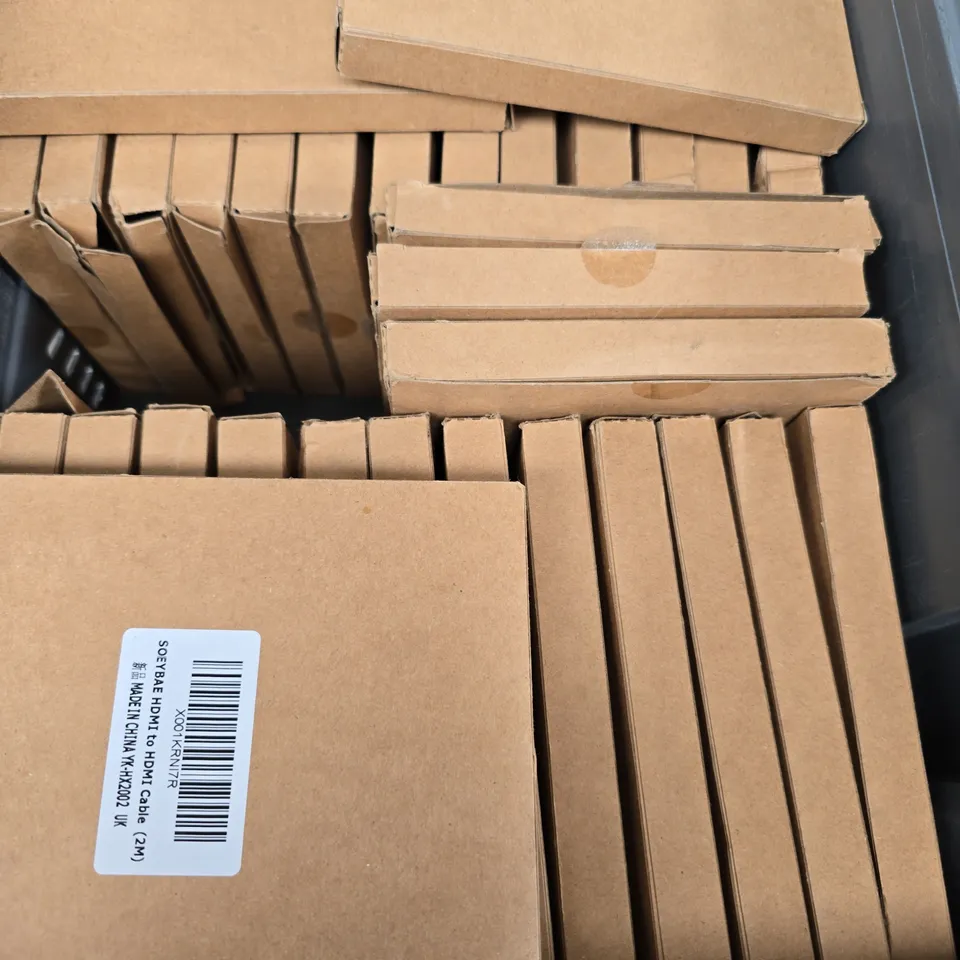 BOX OF APROX 20 HDMI CABLES 